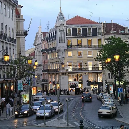 Feels Like Home Carstein Studio At Principe Real Lisboa